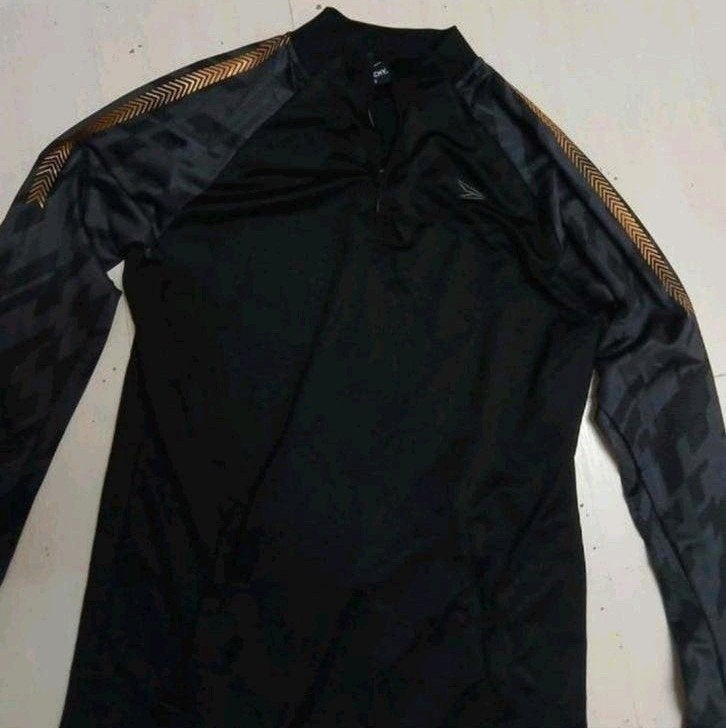 Trainingsshirt Dutchy maat S ,slechts 1x gedragen, Maat S, Ophalen of Verzenden, Nieuw, Shirt