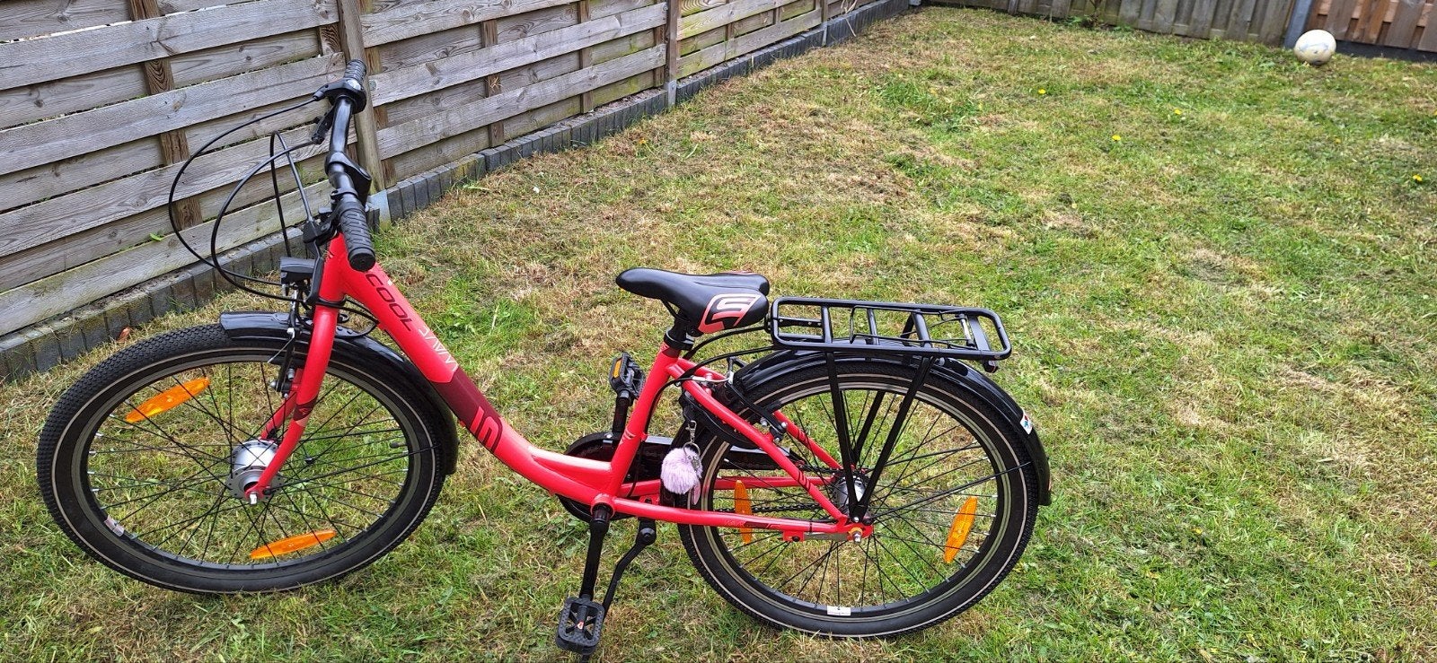 Mooie meisjesfiets van het merk Wave Limited, 22 inch., Fietsen en Brommers, Fietsen | Meisjes, Ophalen, Zo goed als nieuw, 22 inch