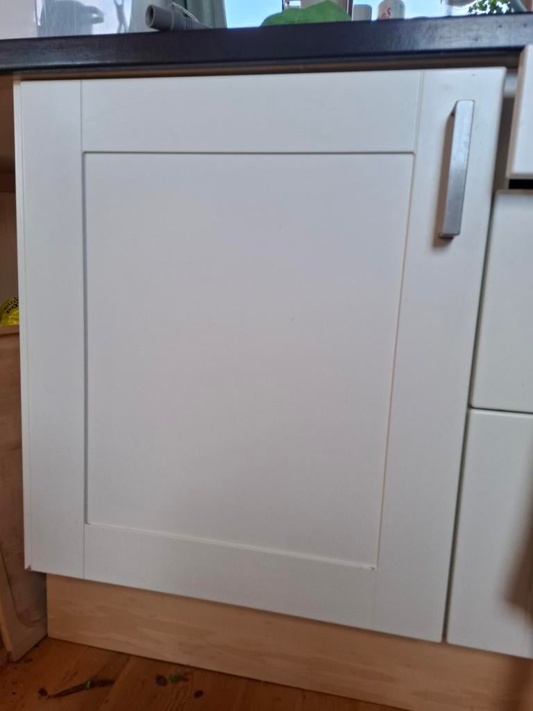 Gezocht: hoge kast IKEA Faktum Adel, 40 cm breed, 60 diep, Huis en Inrichting, Keuken | Keukenelementen, Minder dan 50 cm, Gebruikt