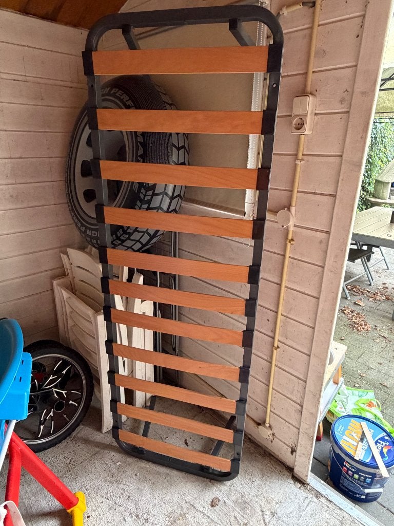 Bed frame, Ophalen, Zwart, 190 cm of minder, Zo goed als nieuw