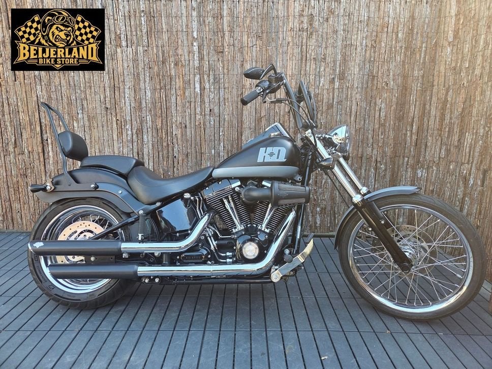 HARLEY-DAVIDSON SOFTAIL CUSTOM FXSTC (bj 2010), Motoren, HARLEY-DAVIDSON, Bedrijf, Onbekend, Meer dan 35 kW