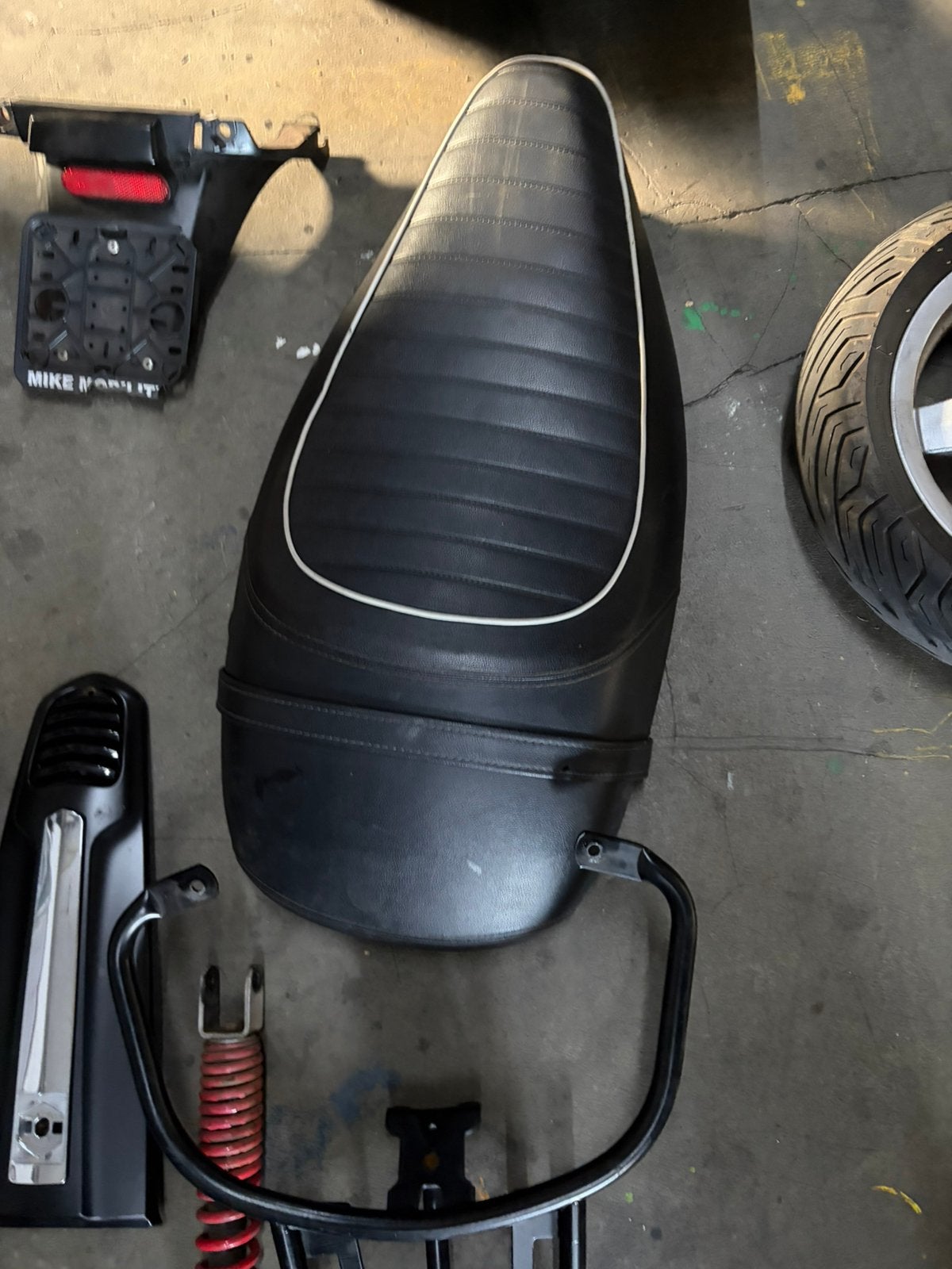 Mono zadel voor vespa s/lx, Ophalen of Verzenden, Zo goed als nieuw, Overige typen, Vespa