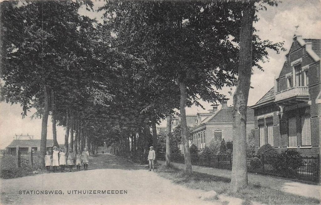 703-447-039 Stationsweg Uithuizermeeden, Verzamelen, Ophalen of Verzenden, Voor 1920, Groningen