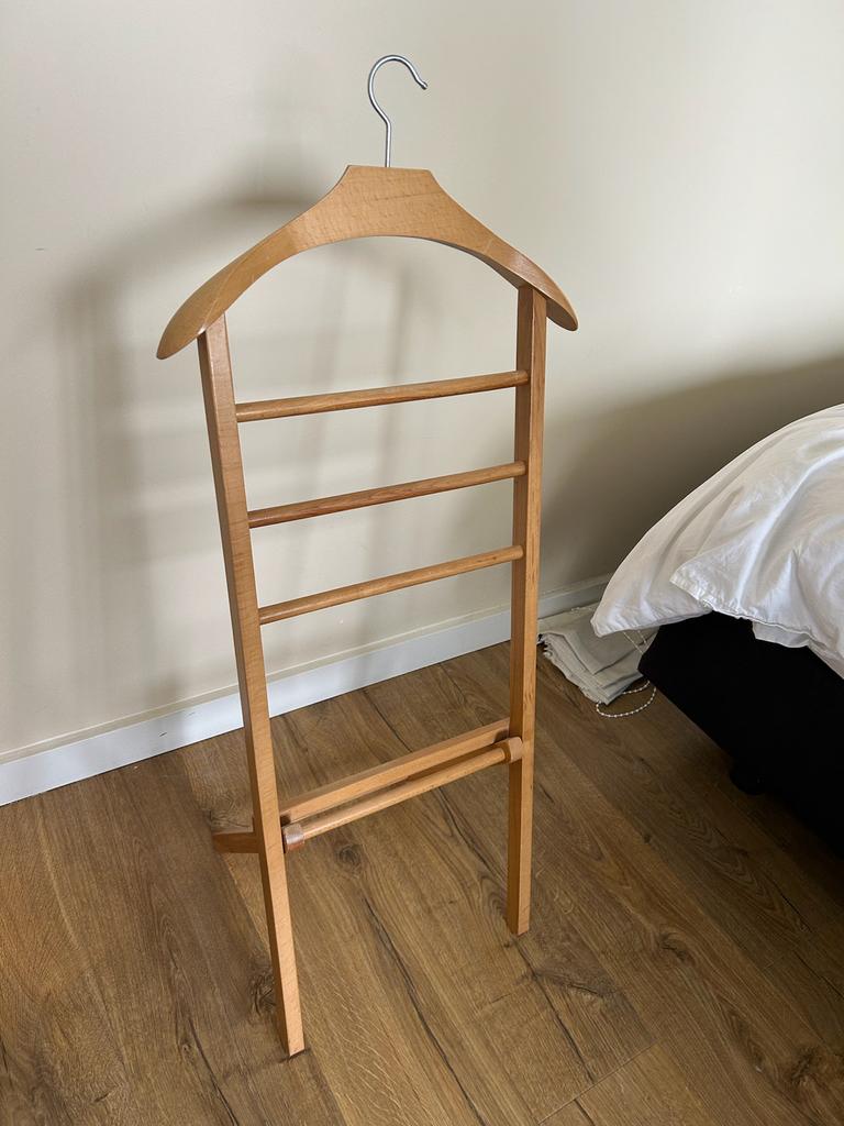 Houten kledingstandaard / dressboy - ophalen 16/17 mei, Kleding | Dames, Kledingrekken, Ophalen, Gebruikt