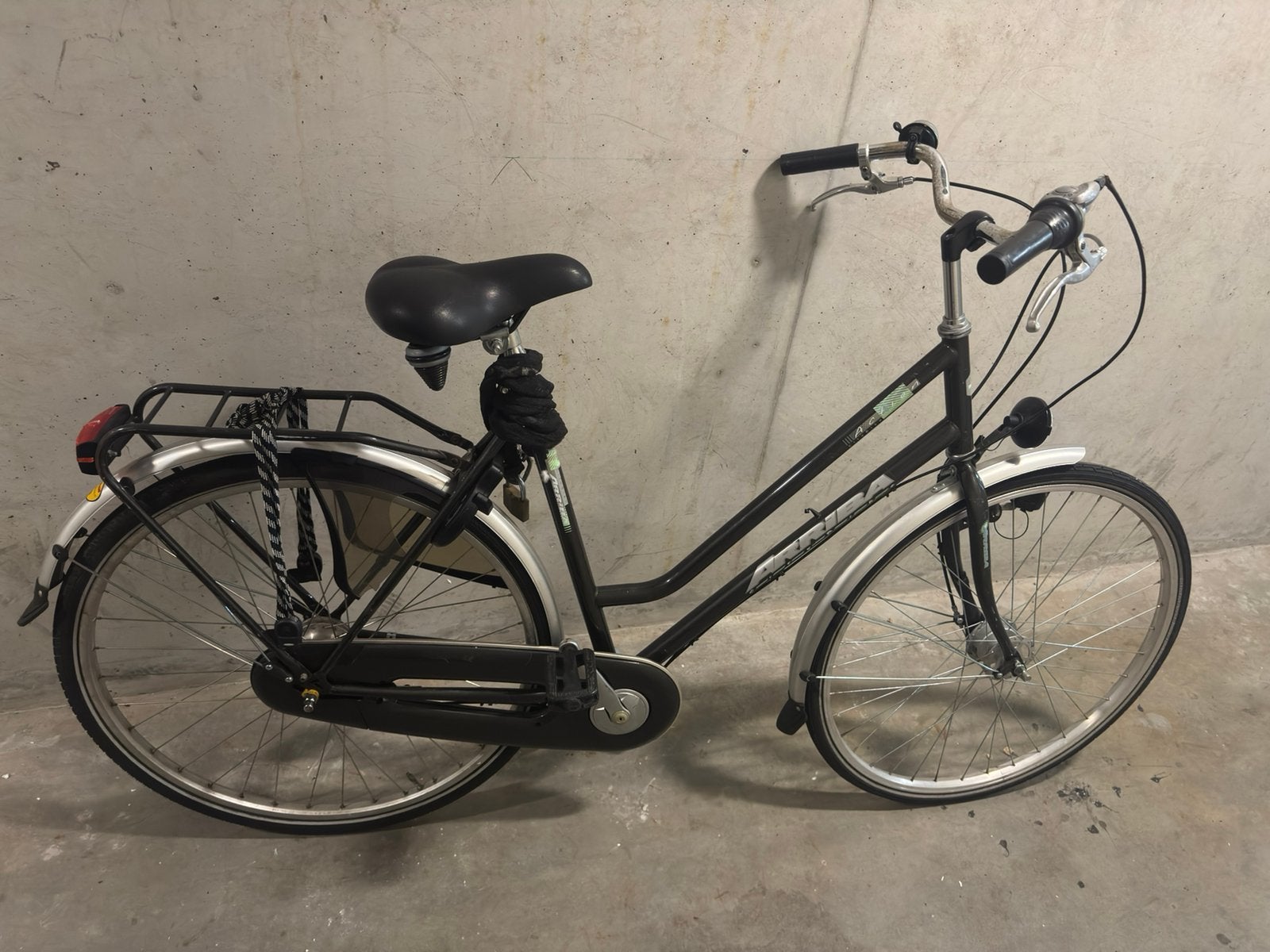 Arriba Fiets Moet Nu Weg!!!, Fietsen en Brommers, Ophalen, Zo goed als nieuw, Overige merken