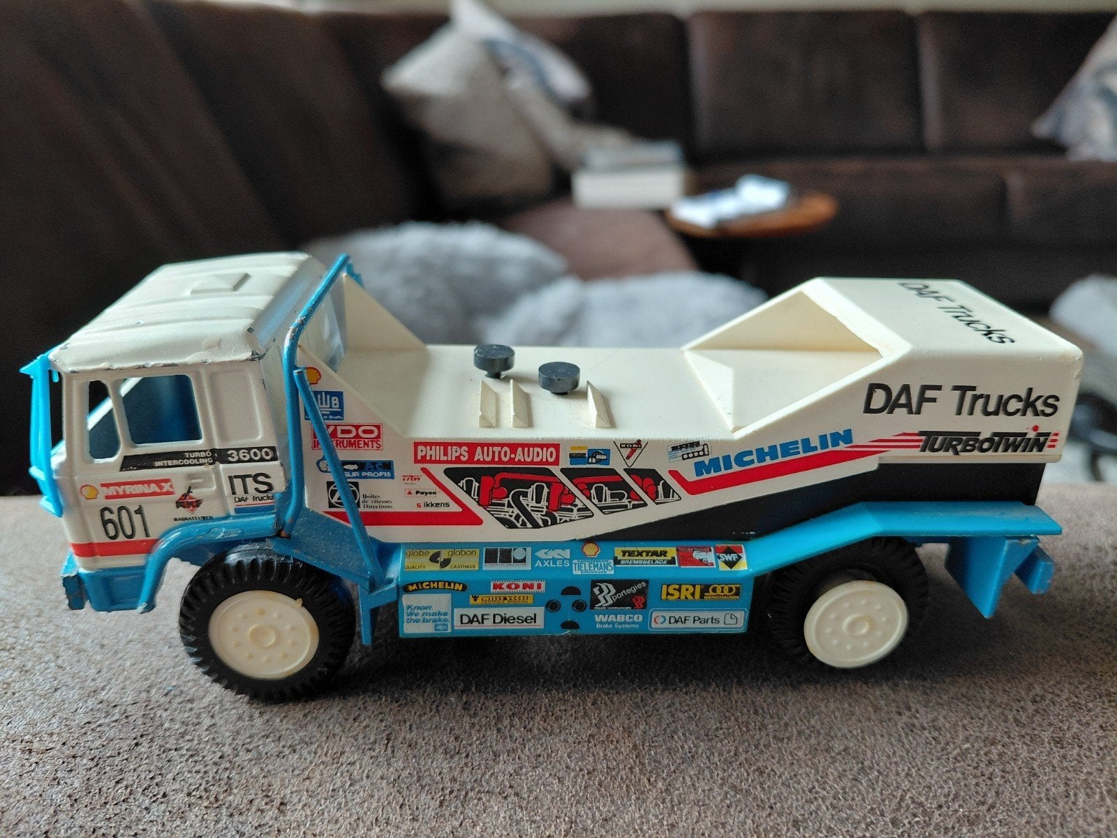 DAF Trucks Turbotwin 601 Rally Vrachtwagen Model, Ophalen of Verzenden, Gebruikt, Bus of Vrachtwagen, Lion Toys