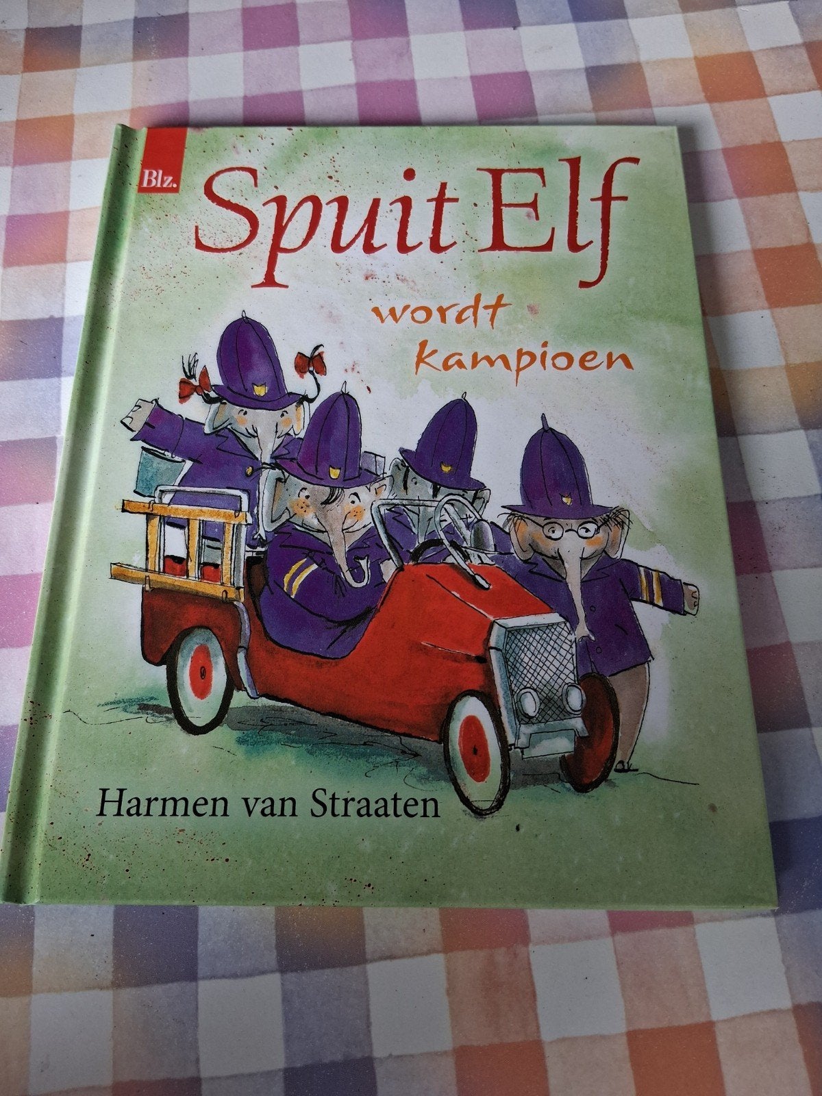 boek harmen van straaten - spuit elf wordt kampioen, Ophalen of Verzenden, Zo goed als nieuw, Fictie algemeen