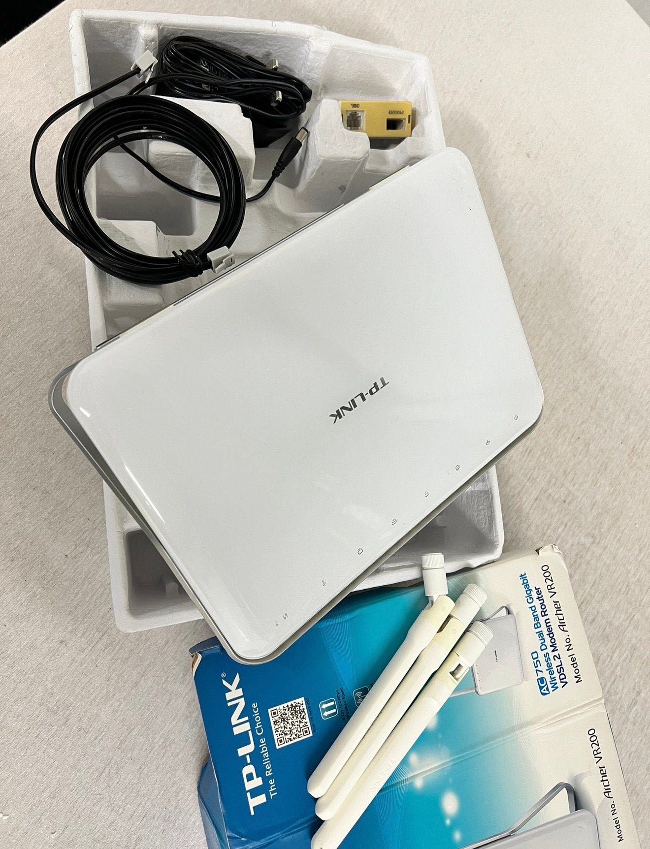 TP-LINK Archer VR200 AC750 modem router VDSL vdsl2 usb poort, Router met modem, Ophalen of Verzenden, Zo goed als nieuw, H