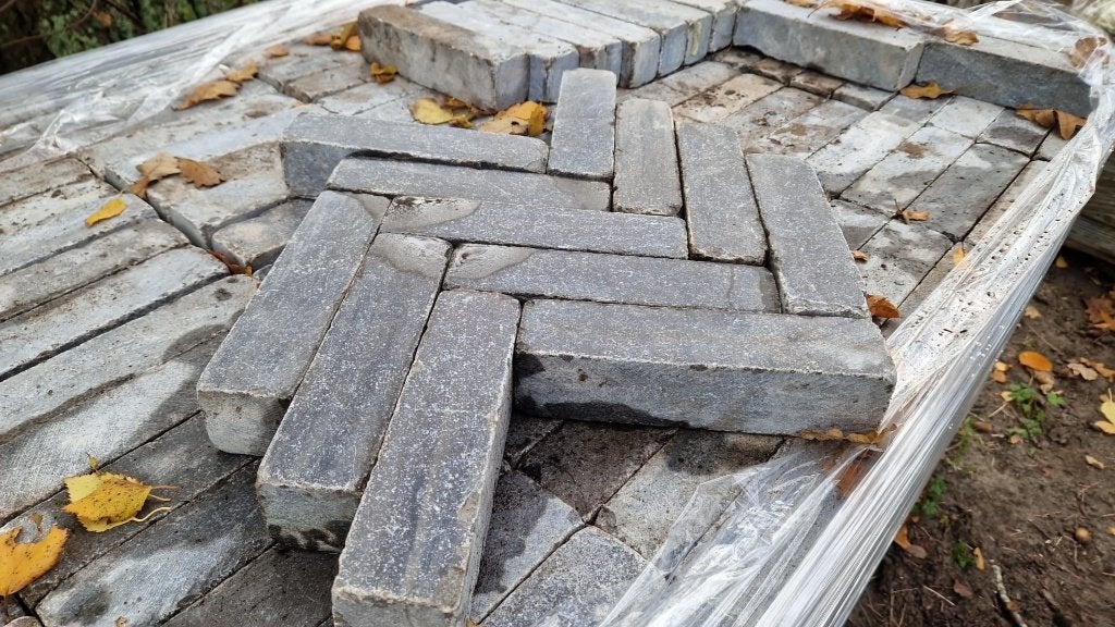 CHINEES HARDSTEEN WAALFORMAAT CA. 50m2, Ophalen, Klinkers, Nieuw, Natuursteen