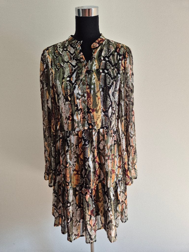 J573 - Korte Femme9 zomerjurk maat S-M (1), Ophalen of Verzenden, Zo goed als nieuw, Maat 38/40 (M), Boven de knie