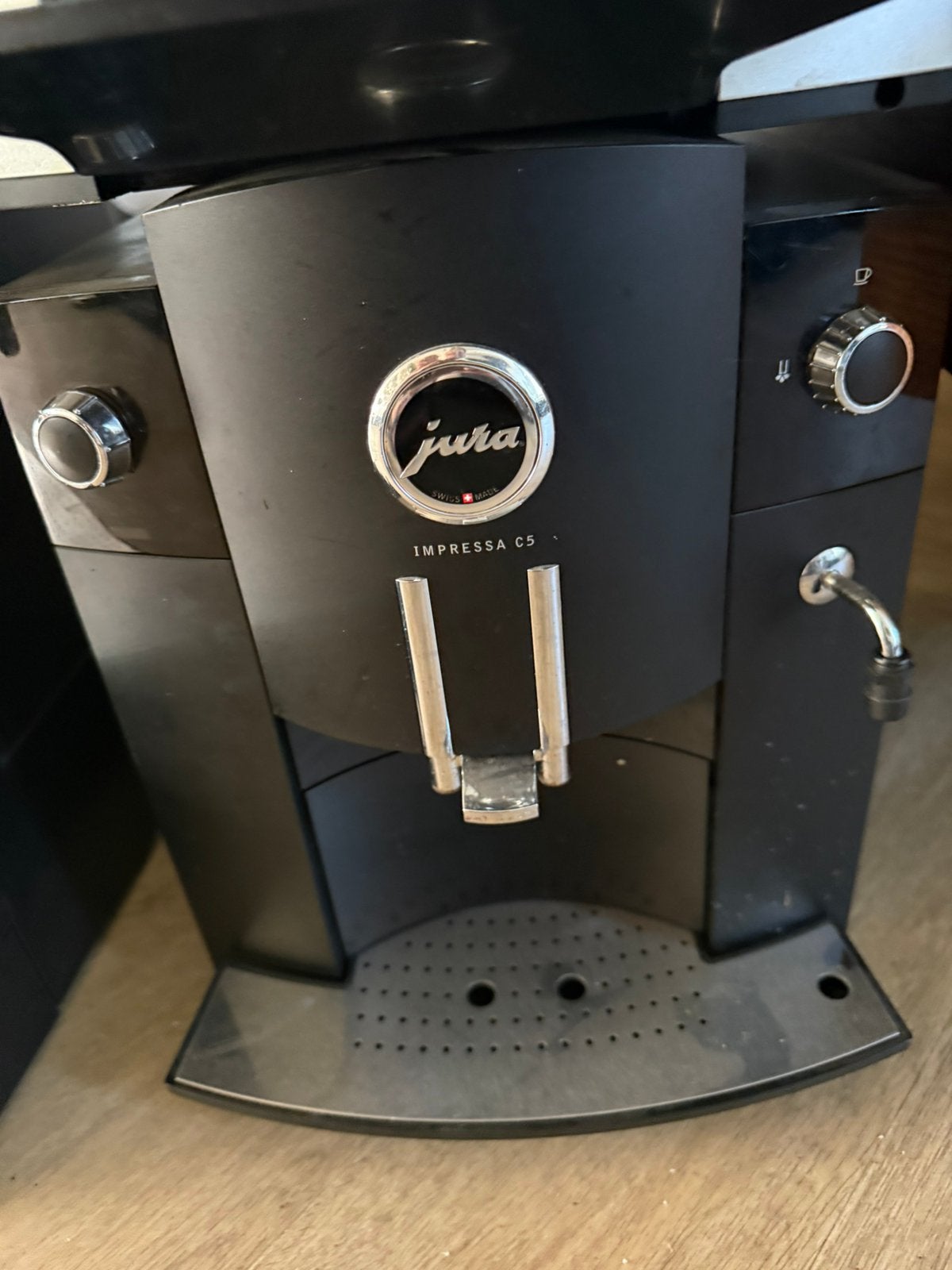 Partij Jura, Jura, 10 kopjes of meer, Koffiemachine, Zo goed als nieuw
