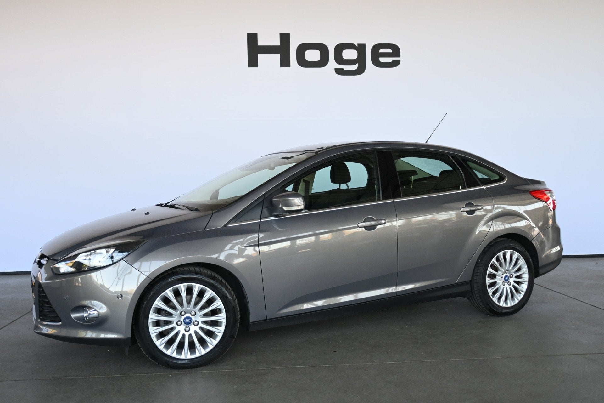 Ford Focus 1.6 EcoBoost Titanium Clima Trekhaak Pdc Cruise c, Auto's, Stof, Gebruikt, 4 cilinders, Origineel Nederlands