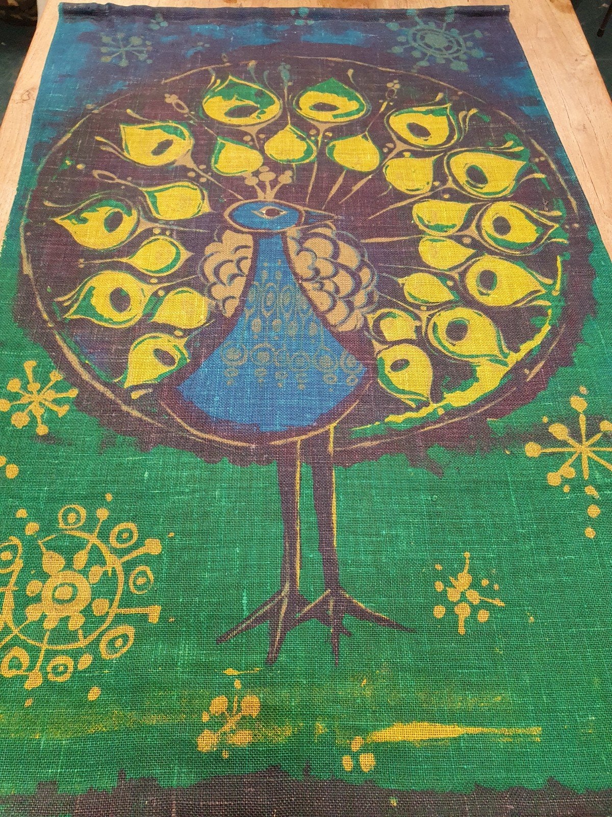 Vintage wandkleed pauw. Scandinavisch design., Antiek en Kunst, Kunst | Litho's en Zeefdrukken, Zeefdruk, Gesigneerd, Dieren en Natuur