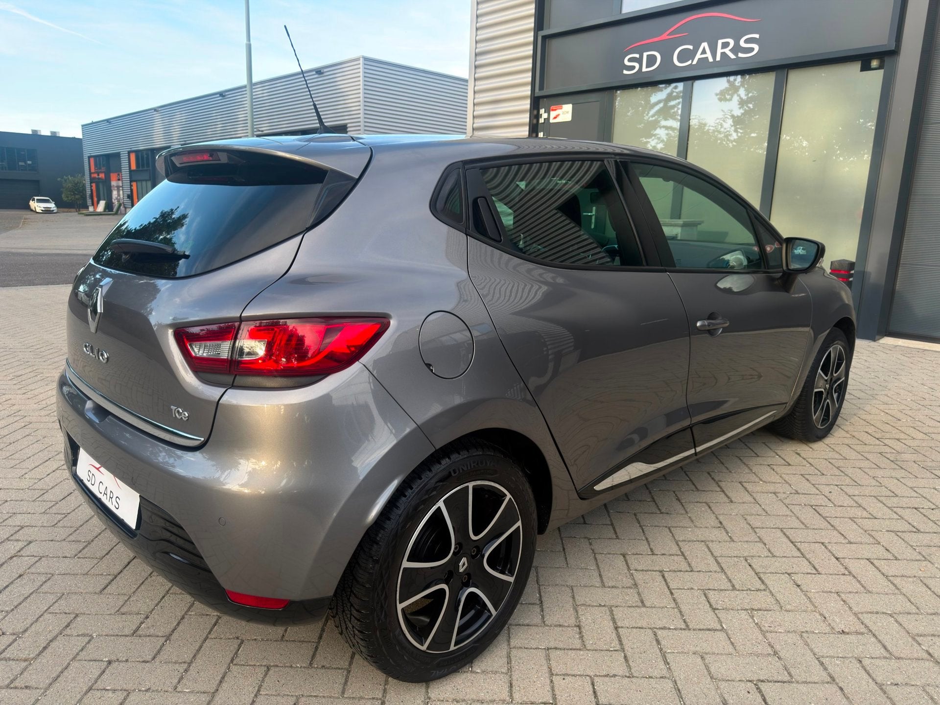 Foto 8 van Renault Clio 0.9 TCe Dynamique|Airco|Pano|Camera|Keyless|NAP
