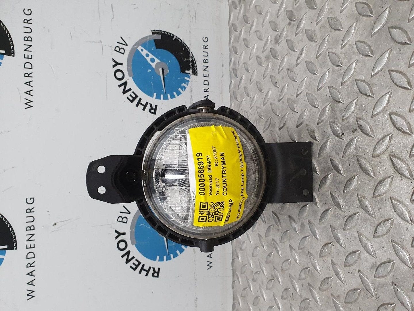 MINI (BMW) COUNTRYMAN MISTLAMP 2017, Gebruikt, -, -, Ophalen of Verzenden