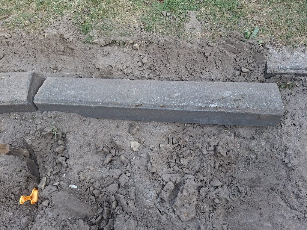 Opsluitbanden voor tuin en bestrating, Ophalen, Overige typen, Minder dan 25 cm, Beton