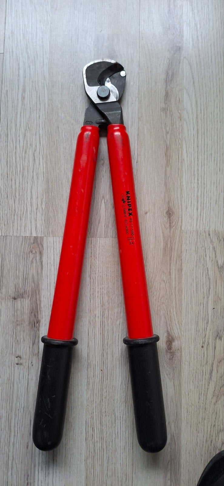 knipex kabelschaar, Doe-het-zelf en Verbouw, Ophalen, Zo goed als nieuw, Overige typen, Knipex