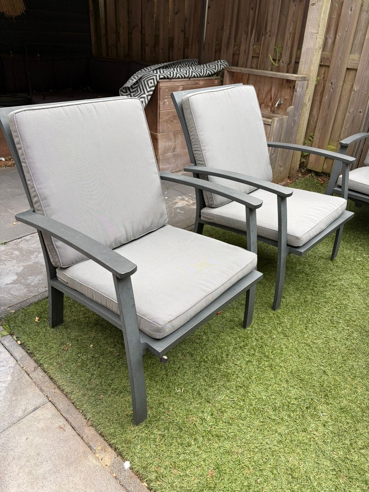 Hartman Tuinstoelen met tafel - 4 stuks, Ophalen of Verzenden, Gebruikt, Metaal