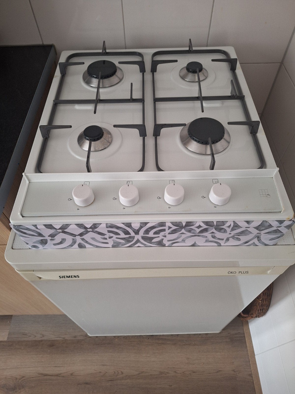 Vrijstaand Gasfornuis met 4 Kookzones, Witgoed en Apparatuur, Gebruikt, Gas, Vrijstaand, 4 kookzones