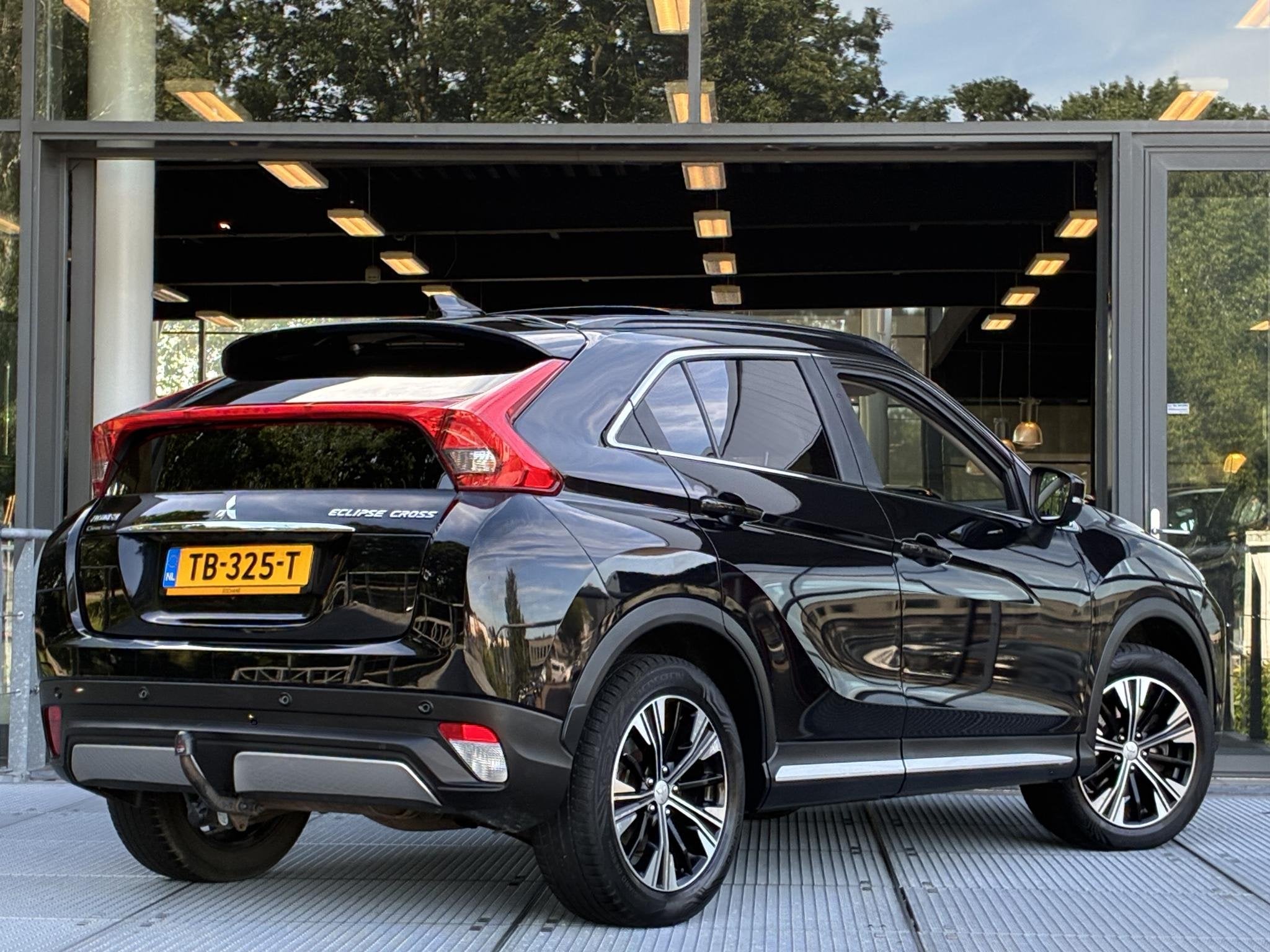 Mitsubishi Eclipse Cross 1.5 DI-T Instyle Automaat 163PK | P, 15 km/l, Euro 6, 4 cilinders, 1435 kg