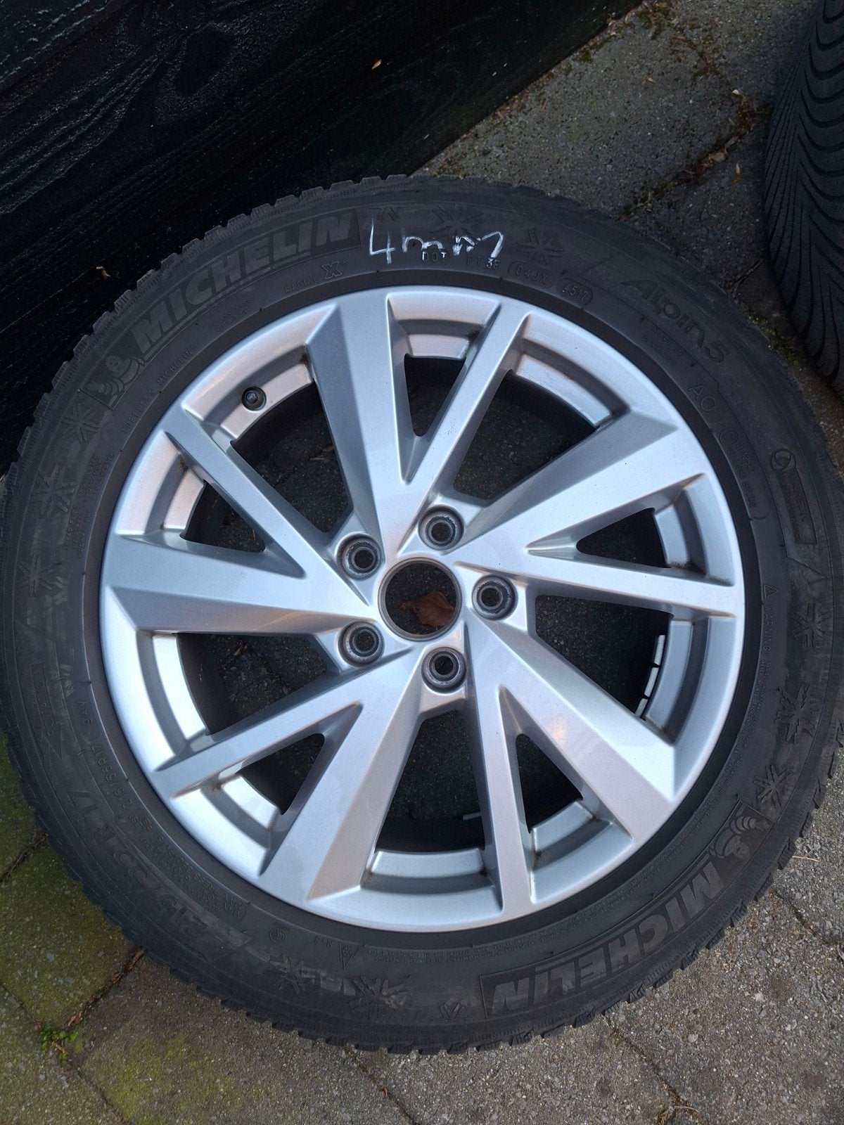 Lichtmetalen velgen 17" met winterbanden voor Audi Q2, Ophalen, Banden en Velgen, 17 inch, Winterbanden