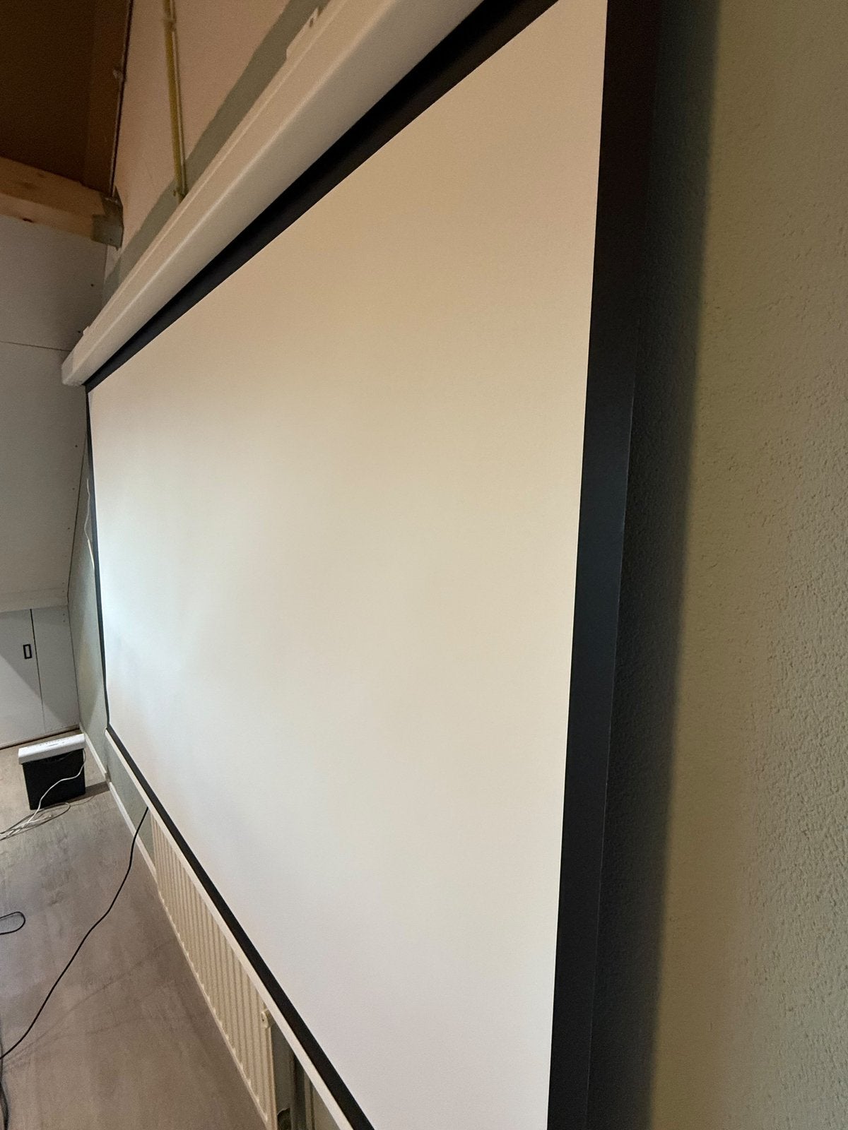 Projecta Cinema Electrol elektrisch projectiescherm, Ophalen, Zo goed als nieuw