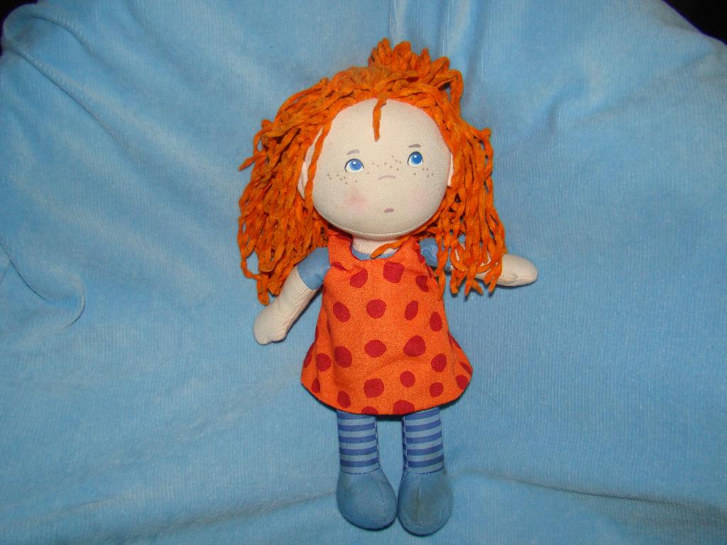 Haba pop katoen met oranje haar en omkeer jurk 30 cm groot, Kinderen en Baby's, Speelgoed | Poppen, Ophalen of Verzenden, Zo goed als nieuw