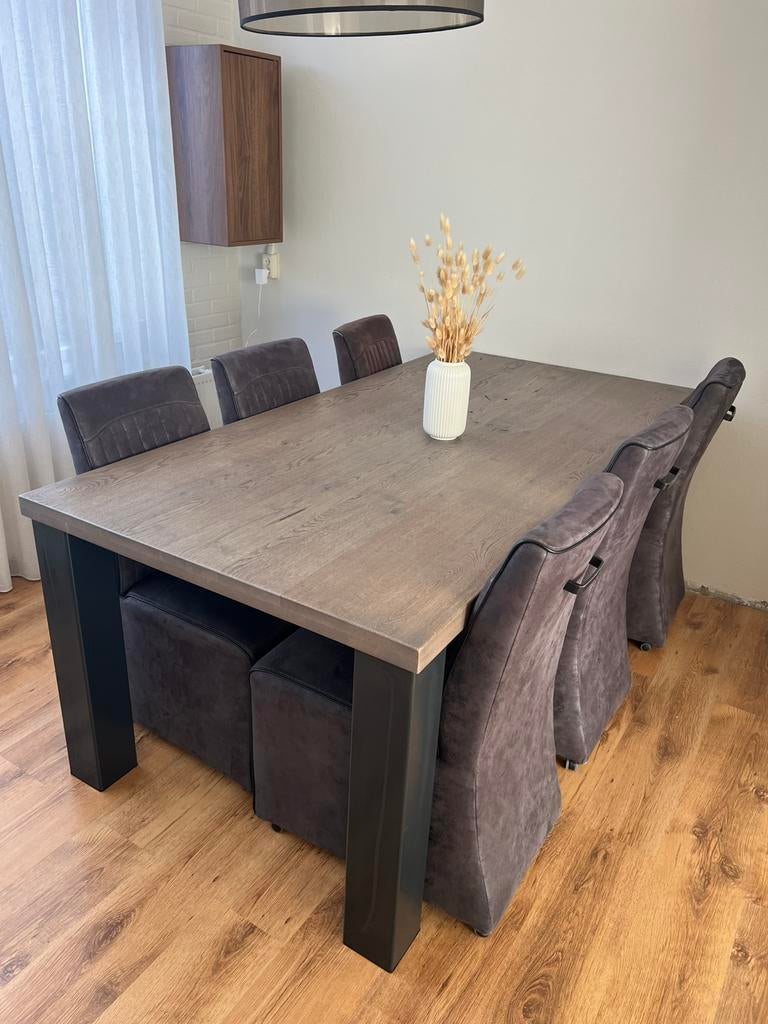 Pronto massief houten eettafel met 6 stoelen, Ophalen, 200 cm of meer, 50 tot 100 cm, Zo goed als nieuw