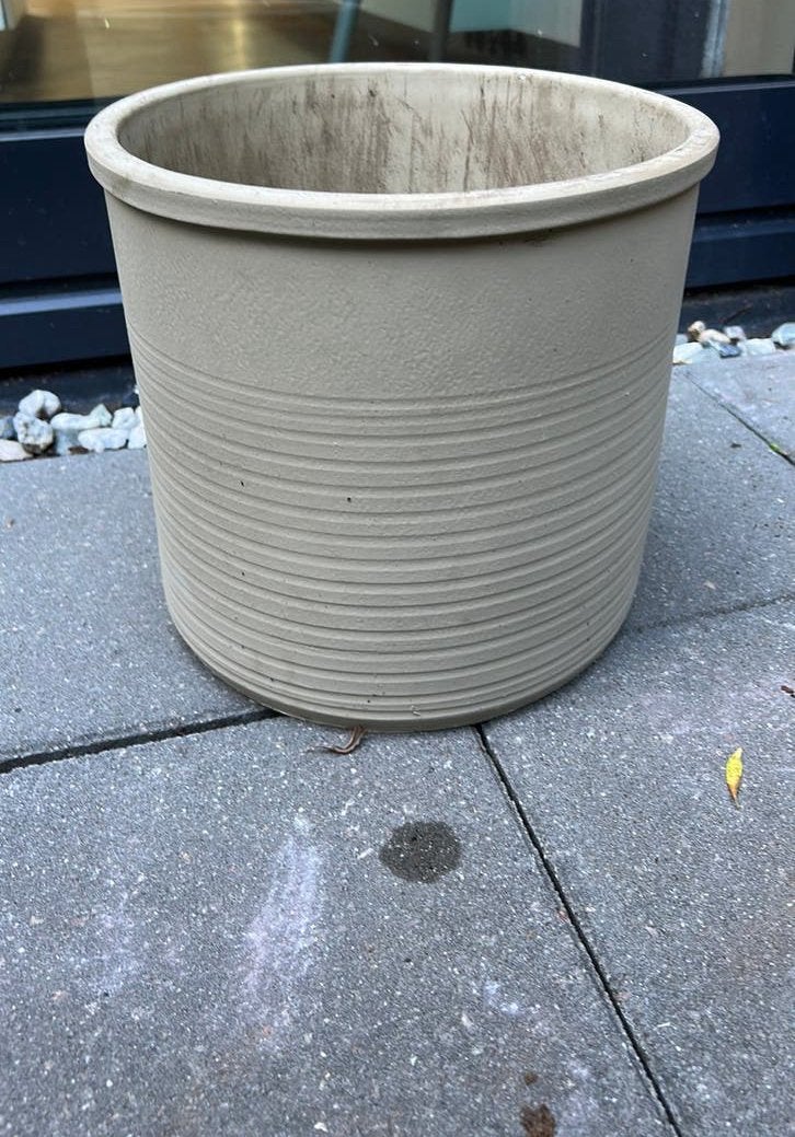 Grote bloempot steen, Ophalen, Steen, Rond, Zo goed als nieuw