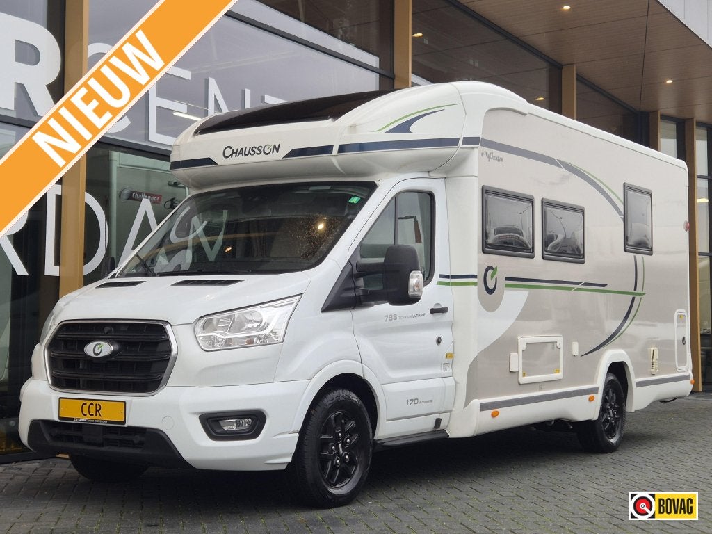 Chausson Titanium Ultimate 788 170 pk Slechts 1800 km, Caravans en Kamperen, Automaat, Elektrische ramen, Boiler, Diesel