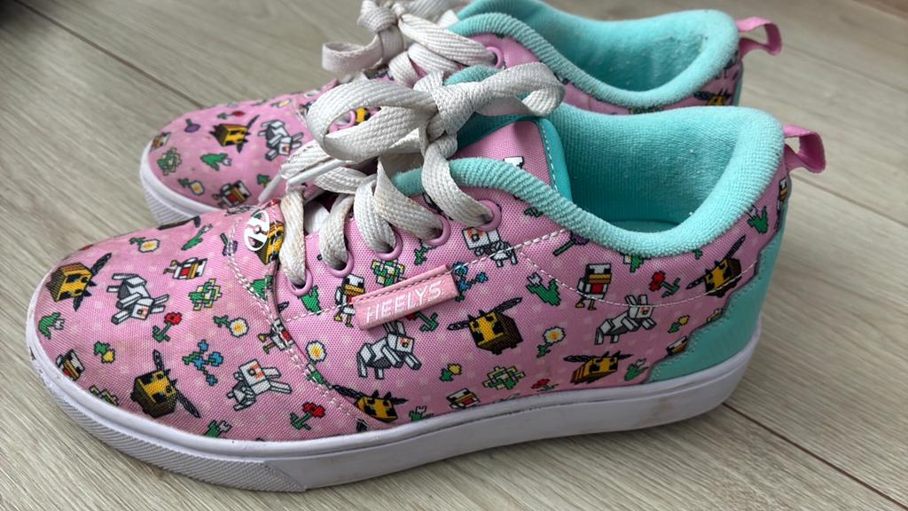 Heelys Minecraft roze - Maat 36,5, Ophalen of Verzenden, Gebruikt, Kinderen
