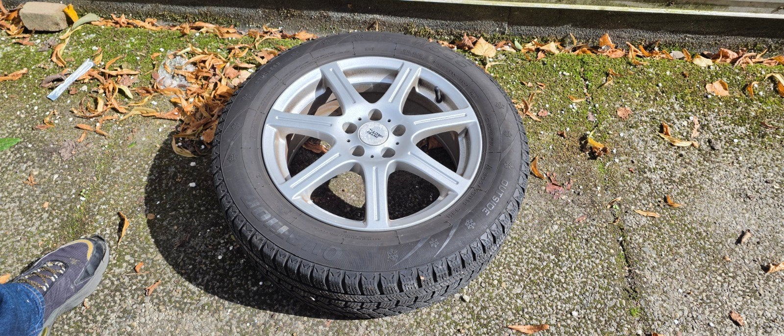 Opel astra J Winterbanden met velgen set 4 stuk - 205/60 R16, Auto-onderdelen, Ophalen, Gebruikt, 16 inch, Banden en Velgen