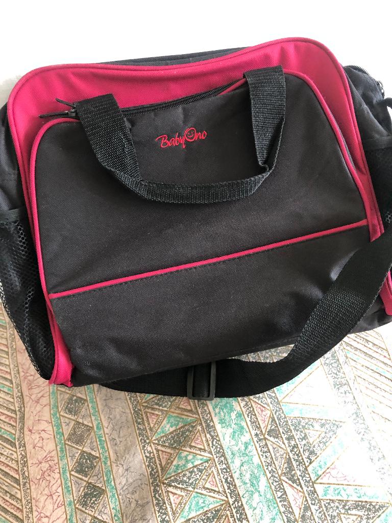 nieuwe mooie zwarte baby tas voor luiers-, Kinderen en Baby's, Luiertassen, Ophalen of Verzenden, Nieuw, Schoudertas
