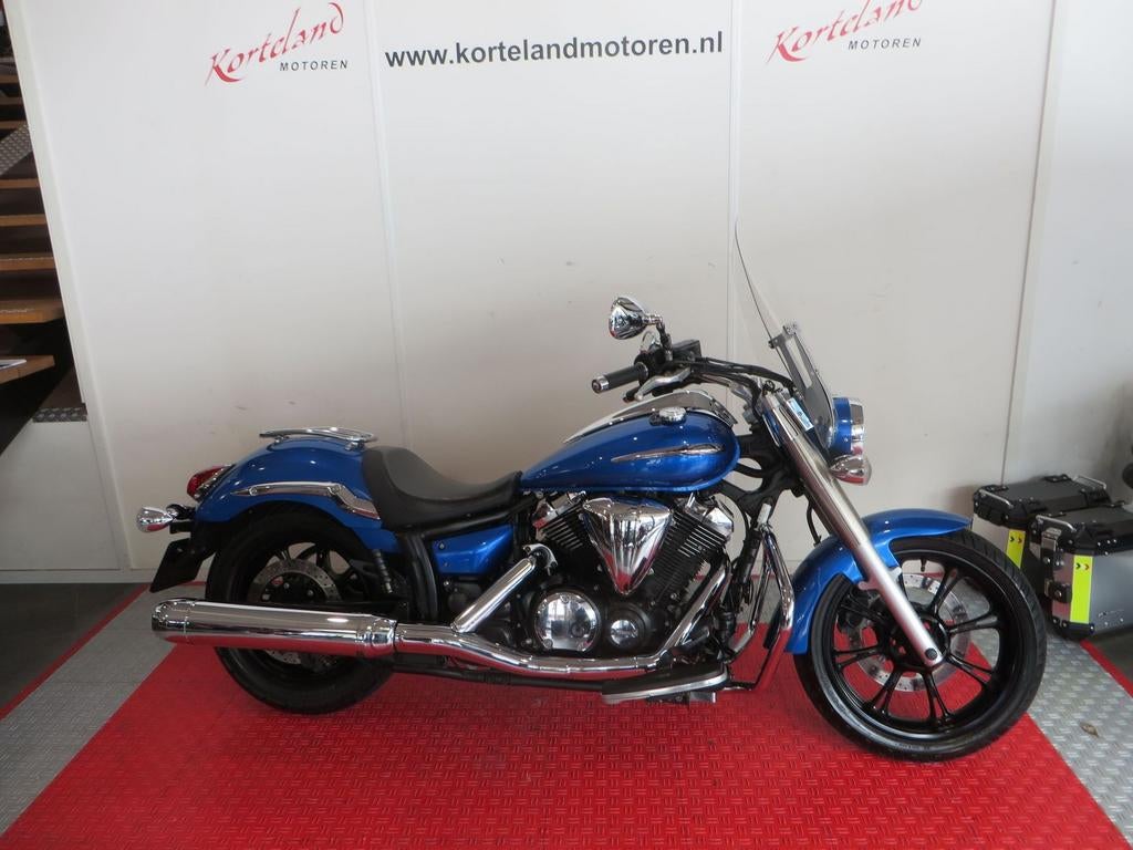 YAMAHA XVS 950 A MIDNIGHT STAR (bj 2012) 26,302 km, Motoren, Motoren | Yamaha, 2 cilinders, Onbekend, 942 cc, YAMAHA
