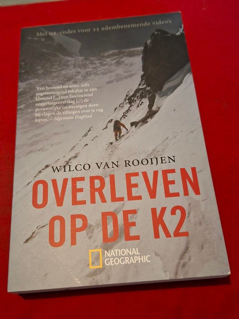 GESIGNEERD Overleven op de K2. Wilson van Rooijen.  2009., Ophalen of Verzenden, Gelezen, Balsport