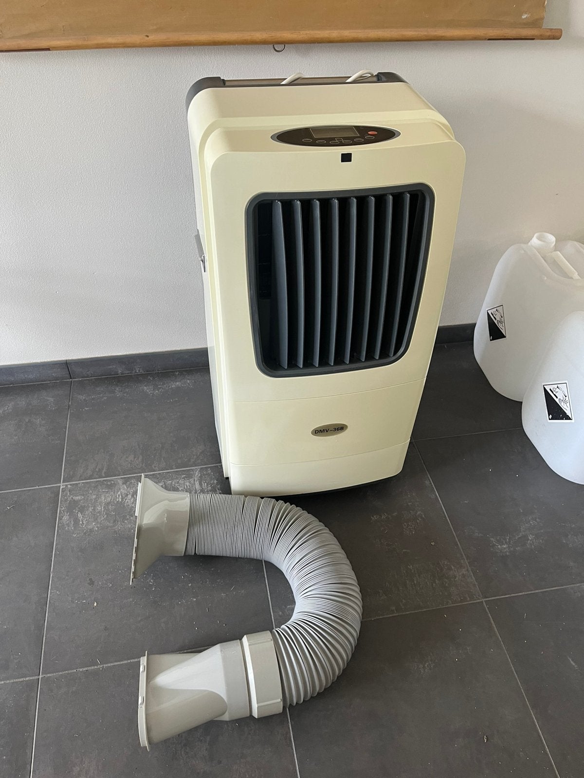 Mobiele airco., Ophalen, 3 snelheden of meer, Zo goed als nieuw, Koelen en Ontvochtigen