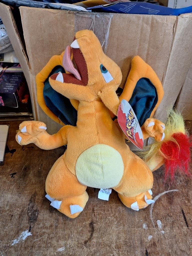 Vintage Nintendo Pokemon Charizard Plush figuur uit 2000, Ophalen of Verzenden, Zo goed als nieuw
