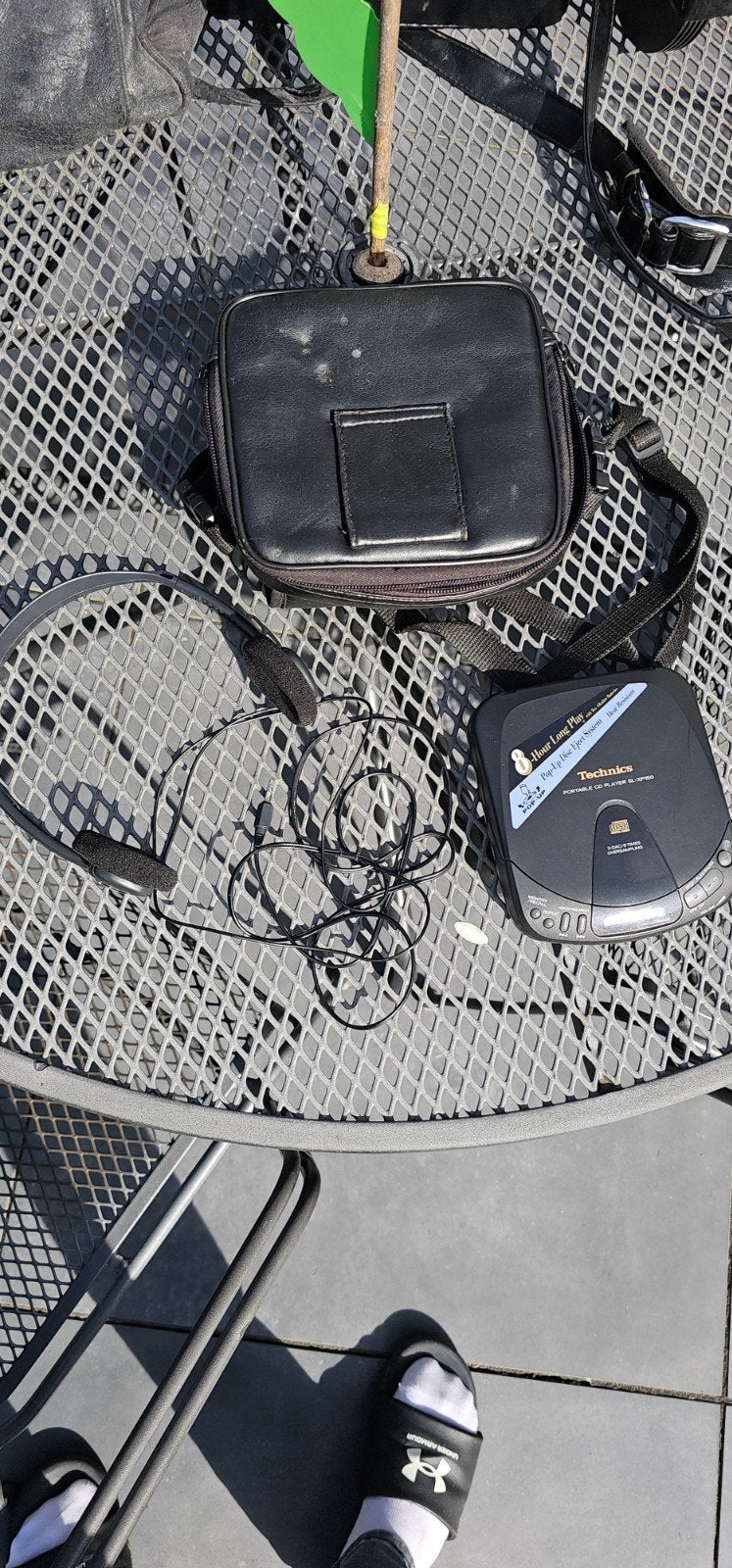 Technics Portable CD Player SL-XP50 Discman met hoesje, Ophalen, Discman