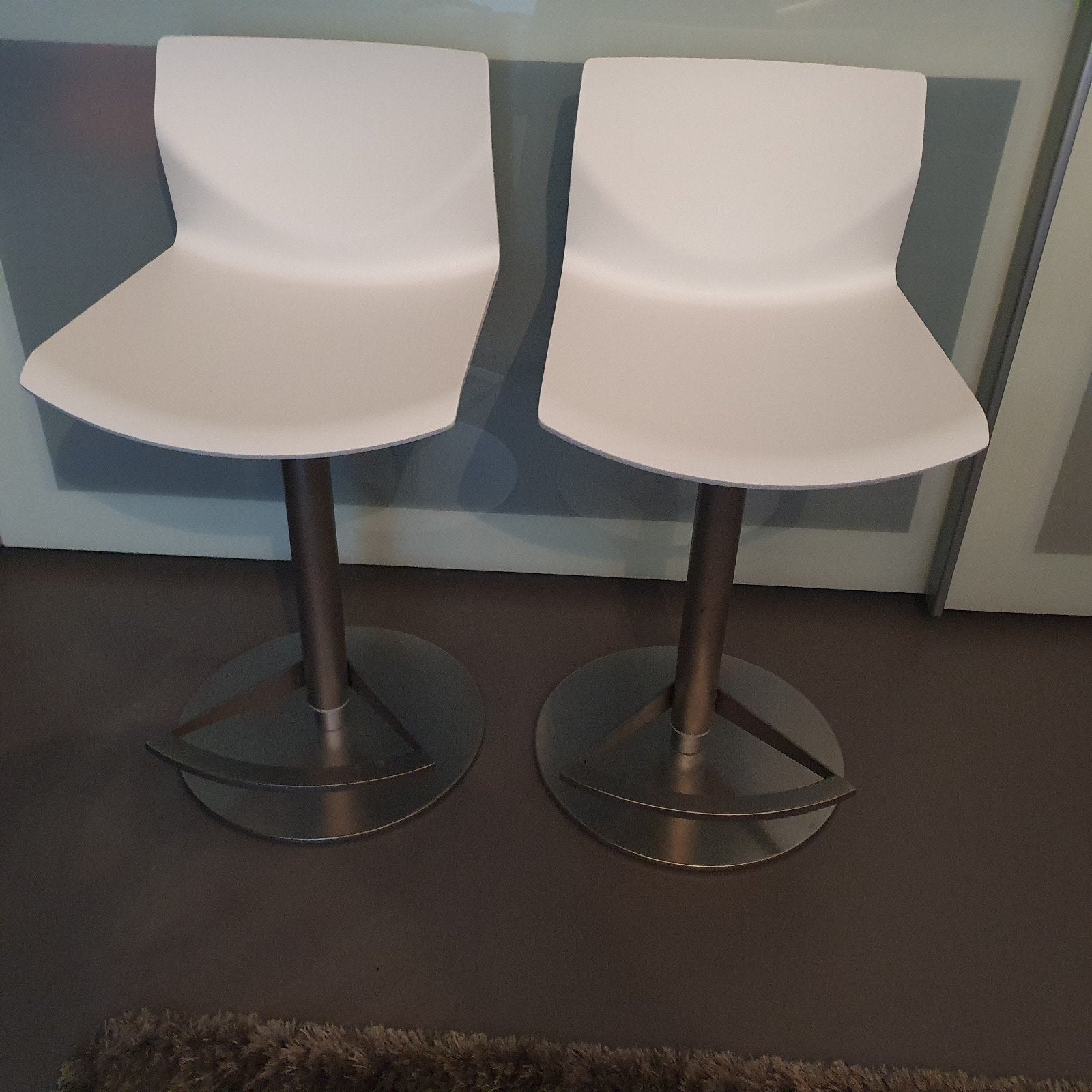 ***2x Lapalma Kai design barkrukken (white lacquered)****, Ophalen, 60 tot 90 cm, Zo goed als nieuw, In hoogte verstelbaar