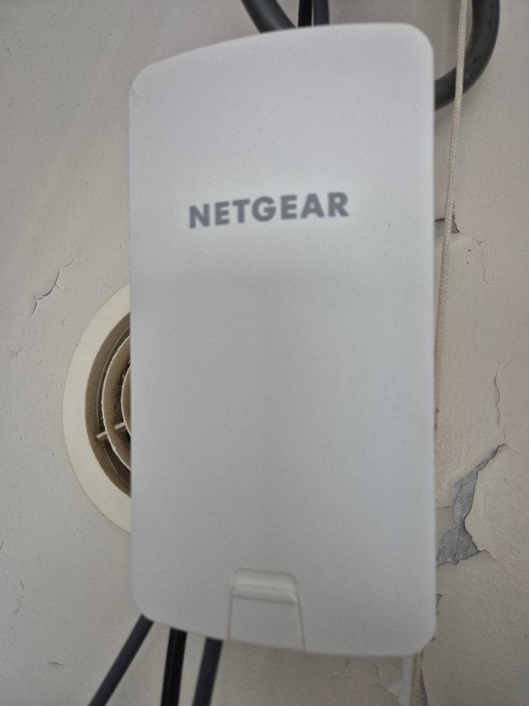 Netgear WBC502 AirBridge, Computers en Software, Ophalen of Verzenden, Gebruikt, Router, NETGEAR