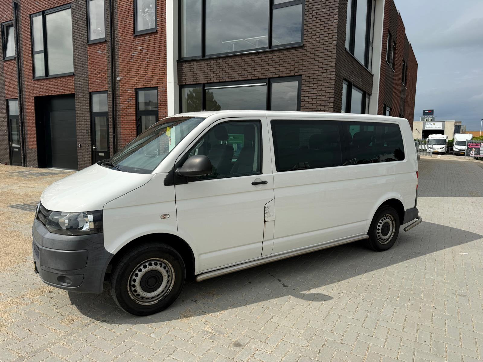 Volkswagen Transporter Kombi 2.0TDI 75KW L2h1 3000 2011 Wit, Voorwielaandrijving, Euro 5, Stof, 241 €/maand