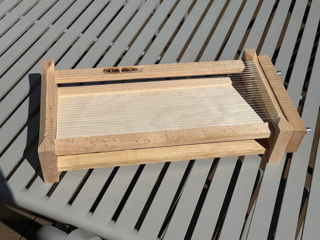 Pasta maker hout, Pastamachine, Ophalen of Verzenden, Zo goed als nieuw, Hout