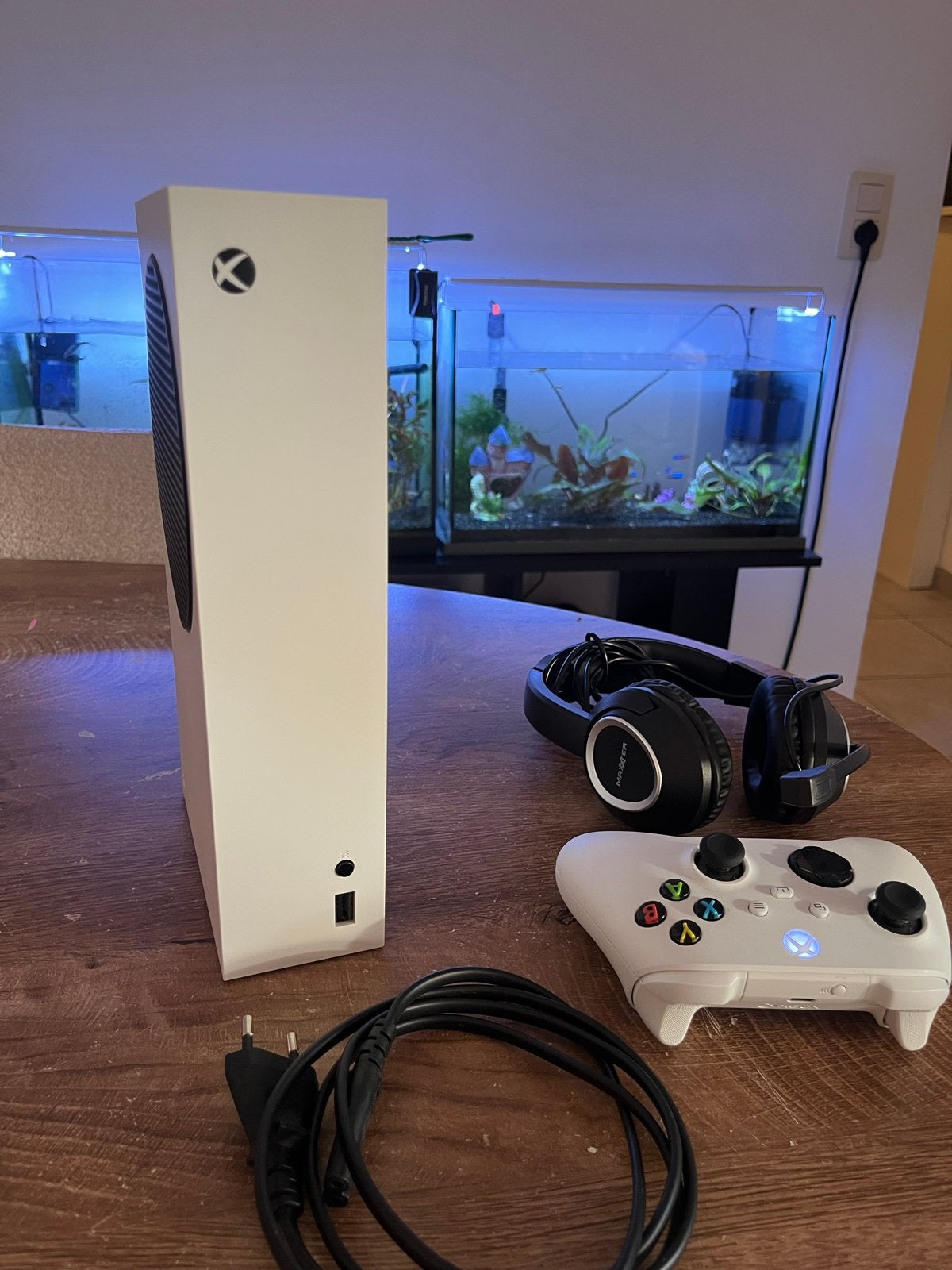 Xbox Series S met controller en headset