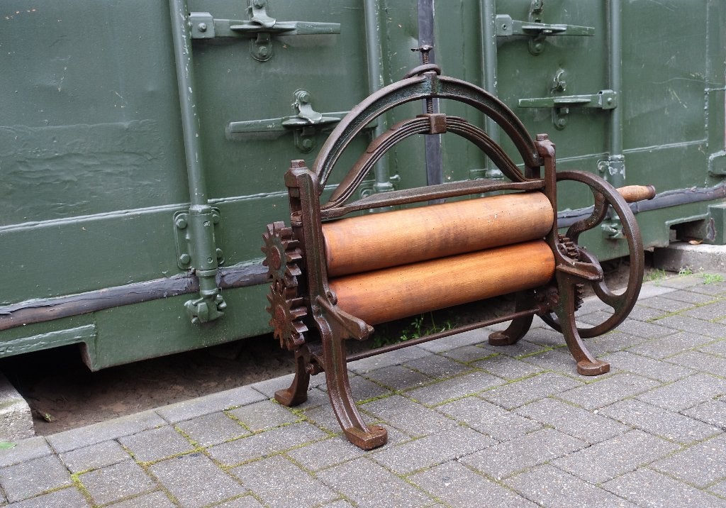 Wringer in perfecte staat met houten rollen. KIJK NU!, Ophalen