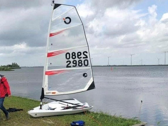 BIC Sport O'pen BIC, een snelle en sportieve jeugdzeilboot, Ophalen, Gebruikt, Overige typen, Overige materialen