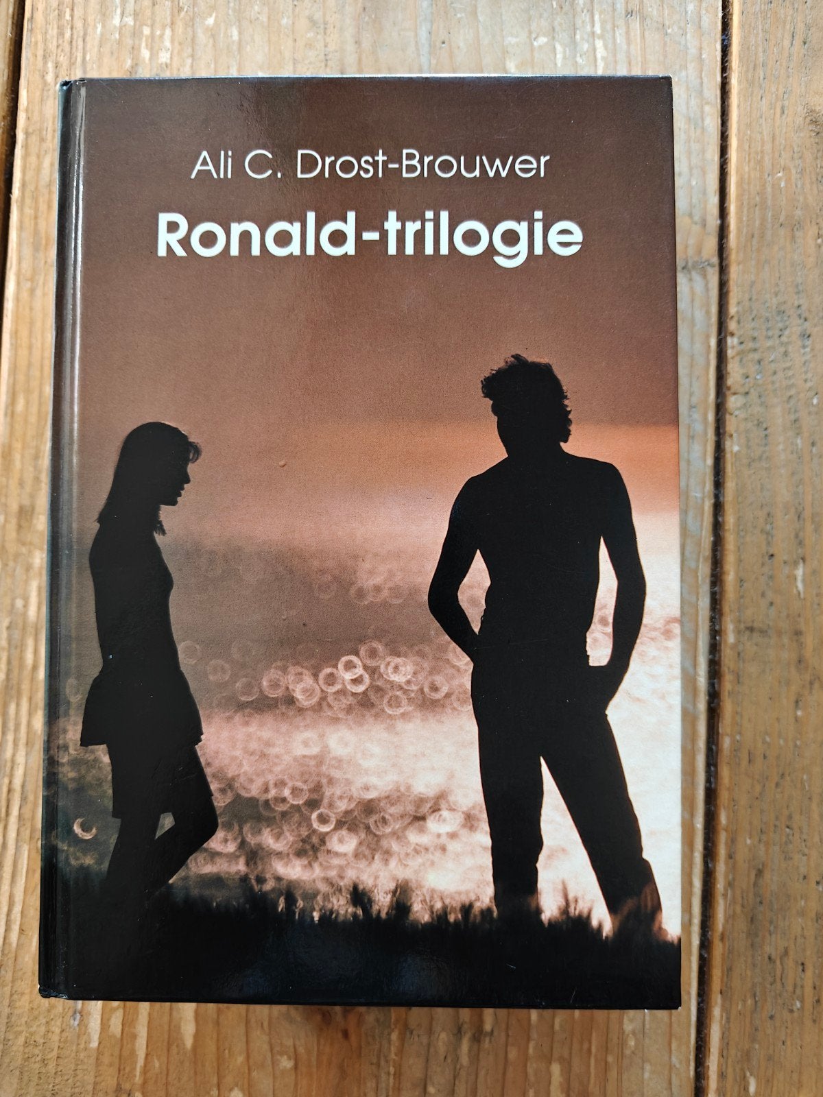 Ronald Triologie., Ophalen of Verzenden, Zo goed als nieuw, Noord-Brabant