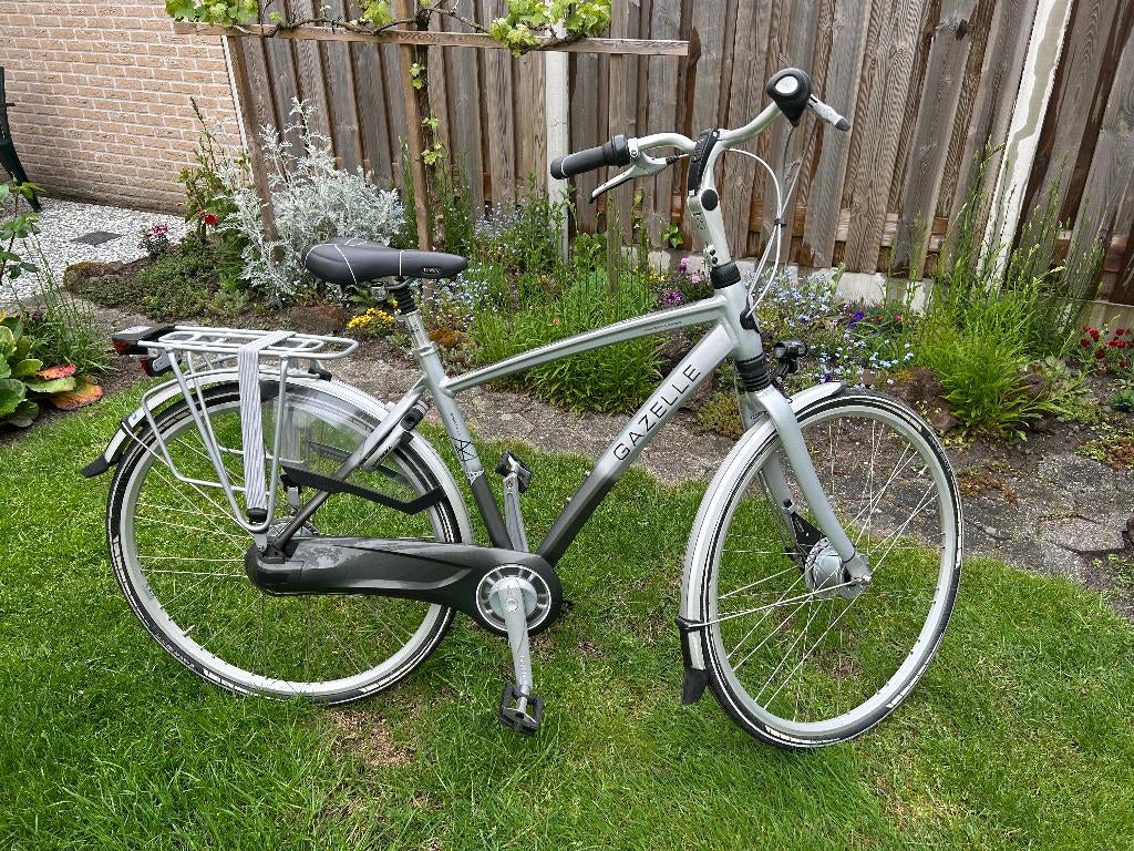 Gazelle fiets CHAMONIX C8 Kleur zilver, Fietsen en Brommers, Fietsen | Heren | Herenfietsen, Ophalen, Versnellingen, 49 tot 53 cm
