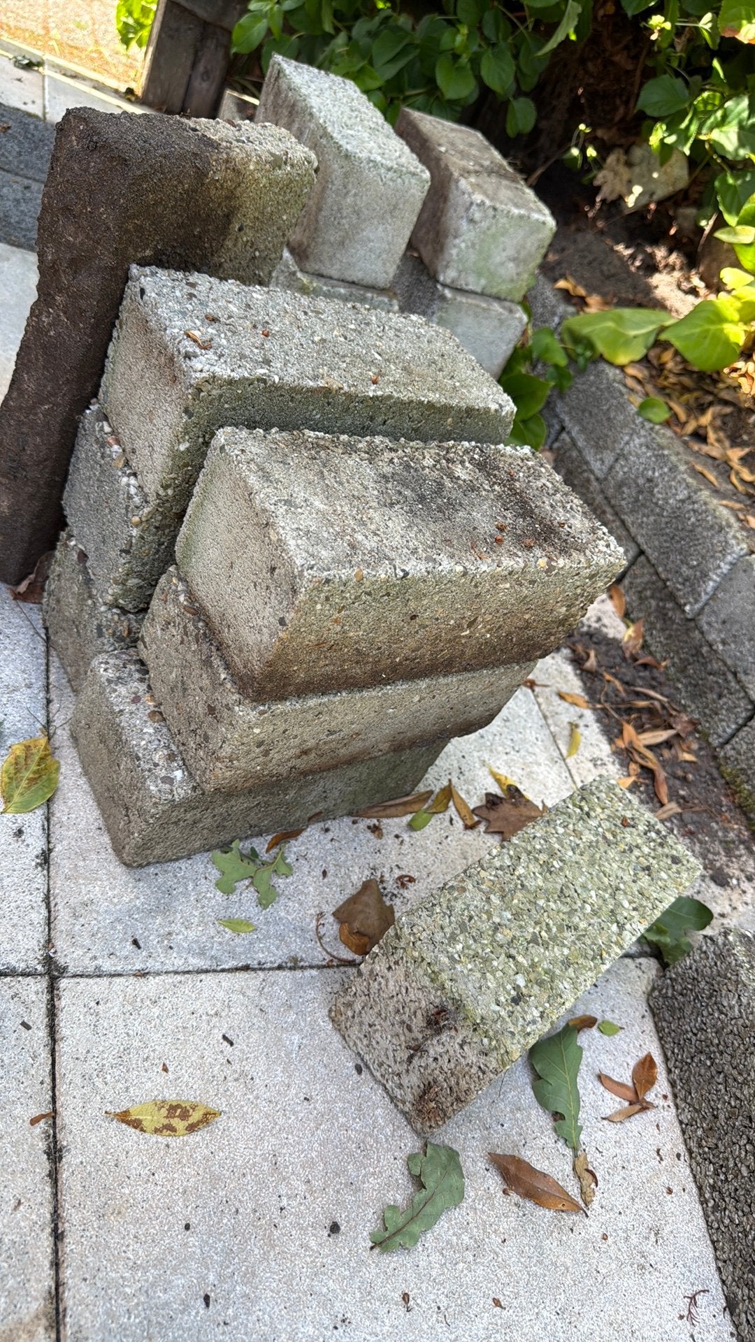 Grindklinkers gratis af te halen, Tuin en Terras, Ophalen, Zo goed als nieuw, Beton, Klinkers