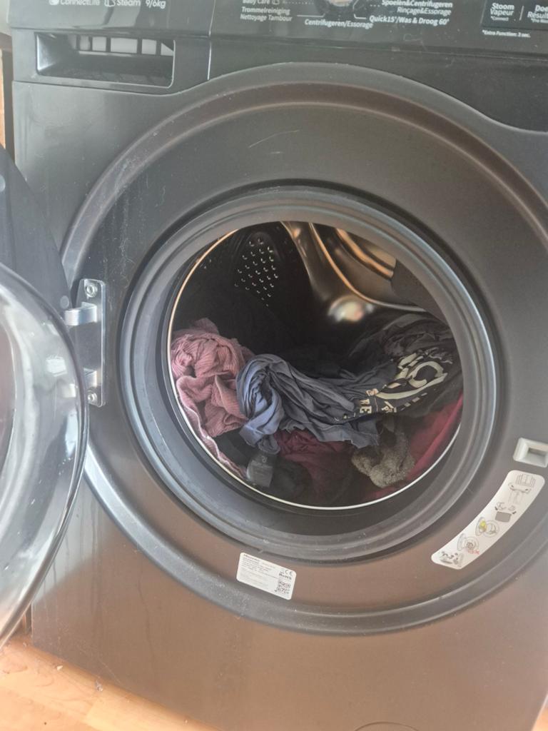 Hisense WFPV9014EM Voorlader Was en droog machine 9kg, Ophalen, 1200 tot 1600 toeren, 8 tot 10 kg, Zo goed als nieuw