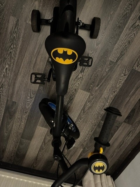Batman kinderfiets 14 inch, Fietsen en Brommers, Fietsen | Kinderfietsjes, Verzenden, Gebruikt, Minder dan 16 inch, Zijwieltjes
